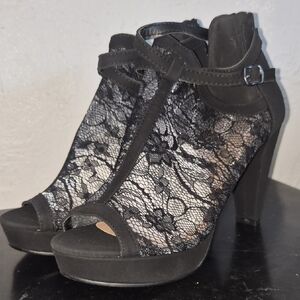 Black Lace Peep-Toe High Heel Sandals